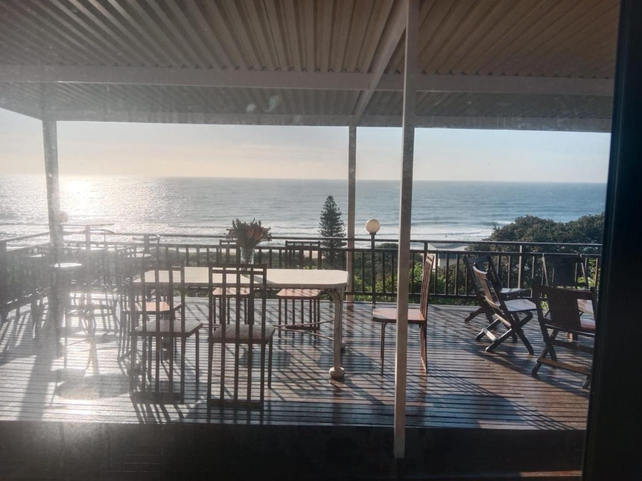 Bayview Guest House 아만짐토티 외부 사진